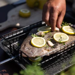 Big Green Egg Flat Basket, Platte Mand Rotisserie -Barbecue In De Thuiskeuken big green egg flat basket platte mand rotisserie 3