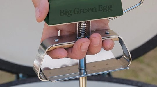 Big Green Egg Grid Lifter 4 Big Green Egg Grid Lifter - Afbeelding 2