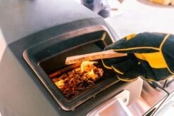 Ooni Karu 16 Houtskoolgestookte Pizzaoven -Barbecue In De Thuiskeuken ooni karu 16 houtskoolgestookte pizzaoven 6