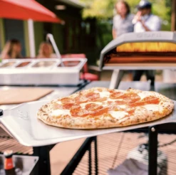 Ooni Pizza Schep - Pizza Peel 12 Inch -Barbecue In De Thuiskeuken ooni pizza schep pizza peel 12 inch 2