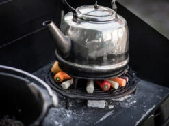 Petromax Gietijzeren Onderzetter Met Pootjes 9 Petromax Gietijzeren Onderzetter Met Pootjes -Barbecue In De Thuiskeuken petromax gietijzeren onderzetter met pootjes 2