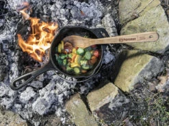 Petromax Gietijzeren Steelpan Met Deksel -Barbecue In De Thuiskeuken petromax gietijzeren steelpan met deksel 5